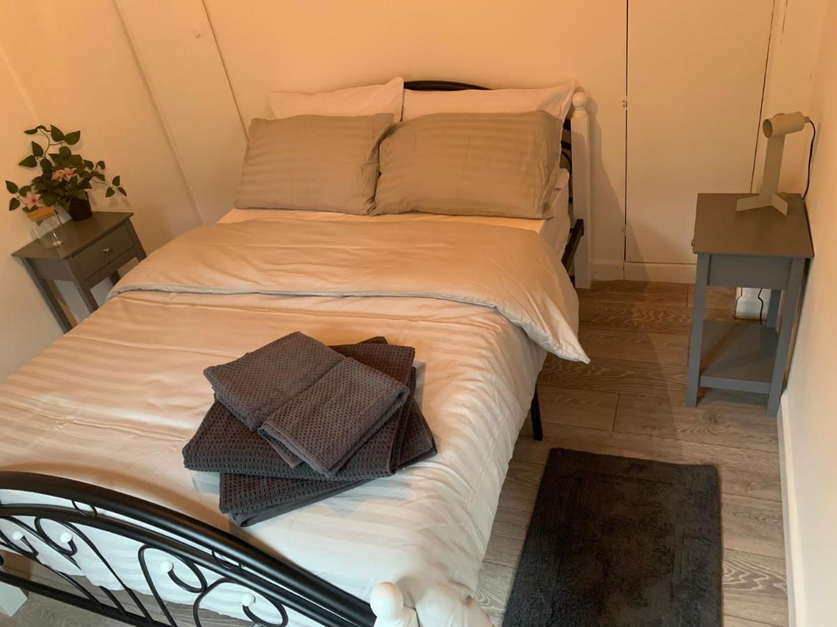 Alpha House Bed & Breakfast London Ngoại thất bức ảnh