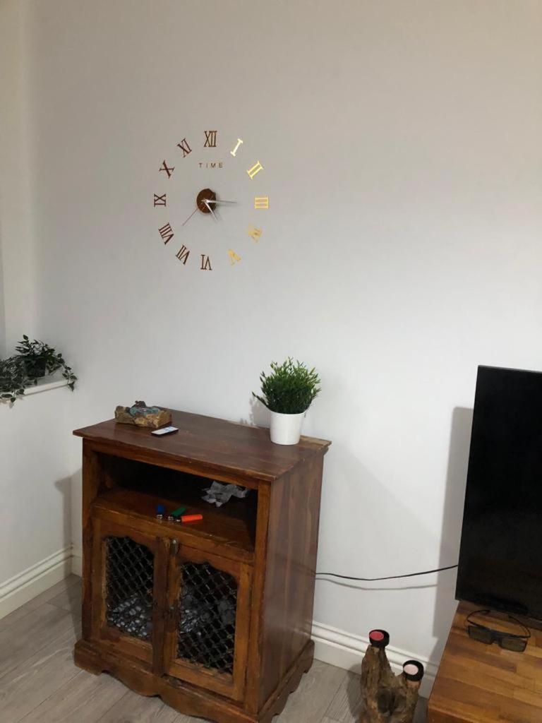 Alpha House Bed & Breakfast London Ngoại thất bức ảnh