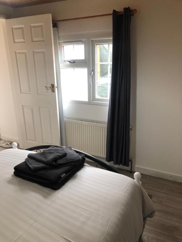 Alpha House Bed & Breakfast London Ngoại thất bức ảnh